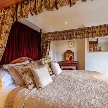 Мини-отель Blacksmiths Arms 4*