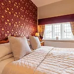 Blacksmiths Arms 4*