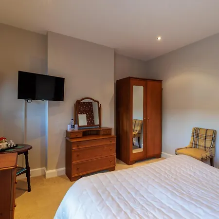 Blacksmiths Arms 4*