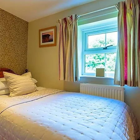 Blacksmiths Arms 4*