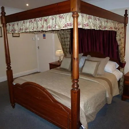 بيت ريفي Blacksmiths Arms 4*